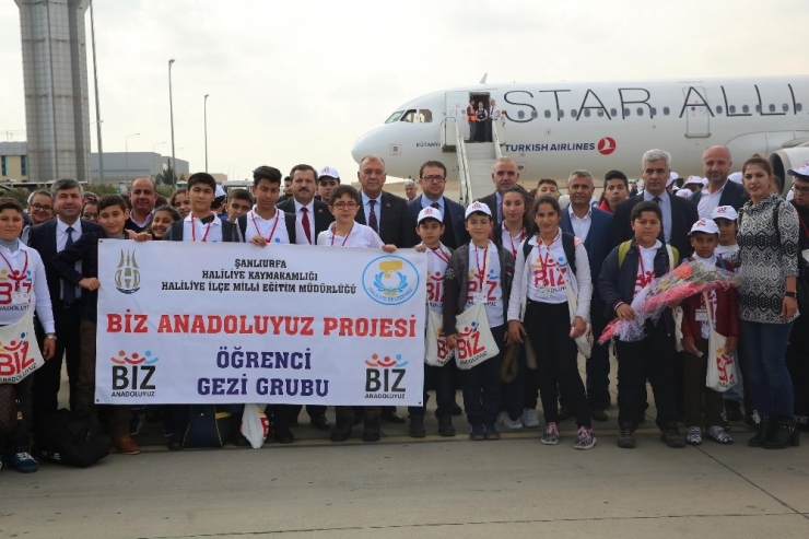 Haliliyeli Öğrenciler İstanbul’a Uğurlandı