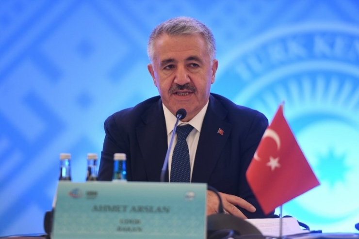 Bakan Arslan: ’’İlk Haberleşme Uydumuz Olan Türksat 6a’nında Üretimini Tamamlamayı Ve 2020’de Uzaya Fırlatmayı Hedefliyoruz’’