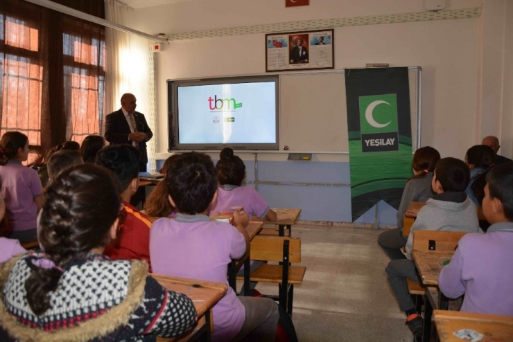 Yeşilay’dan Bağımlılıkla Mücadele Semineri