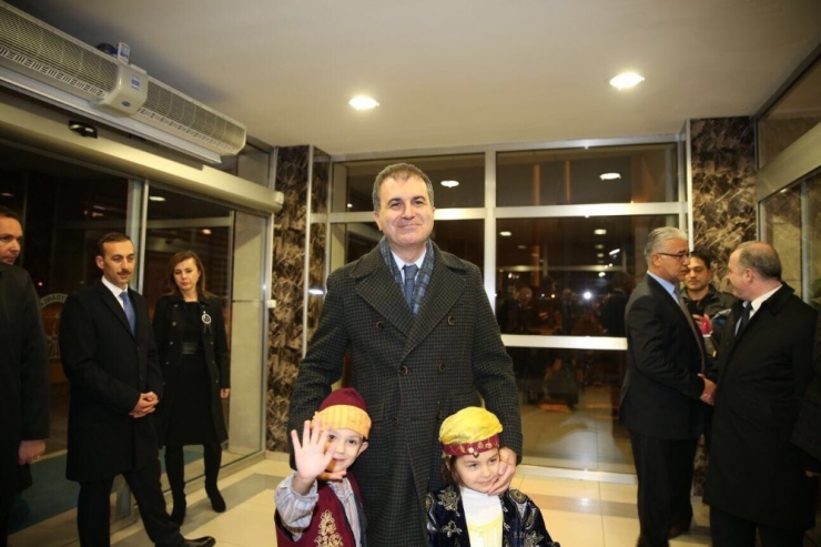 Ab Bakanı Çelik Van’da