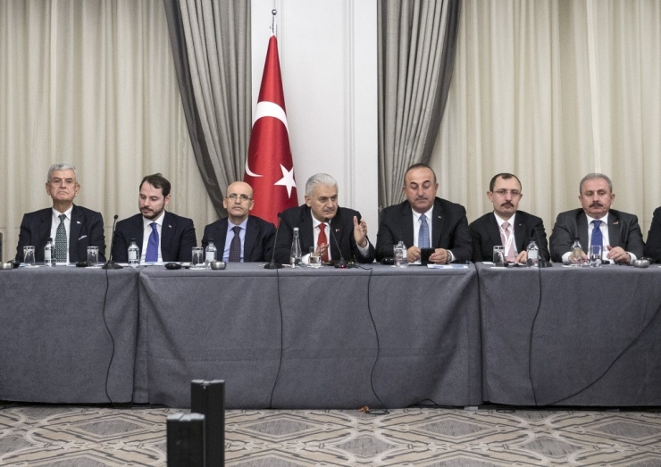 Başbakan Yıldırım Finans Kuruluş Temsilcileri İle Görüştü