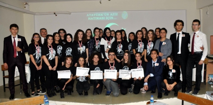 Nazilli’de Liseliler Atatürk’ü Bilgi Yarışmasıyla Andı