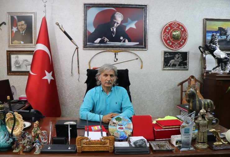 Sanat Galerisi Değil Makam Odası