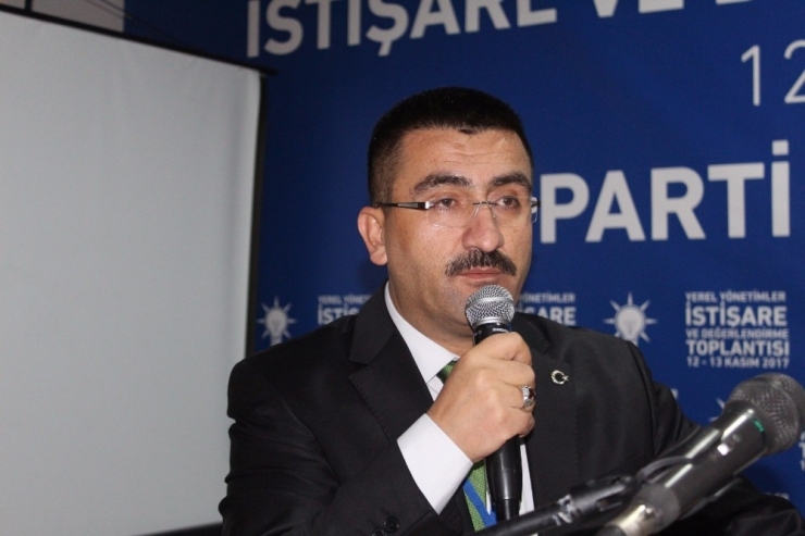 Ak Parti Yerel Yönetimler Başkan Yardımcısı Şeker: ‘‘2019 Seçimlerinde Niğde İle İlgili Düşüncelerim Olabilir’’