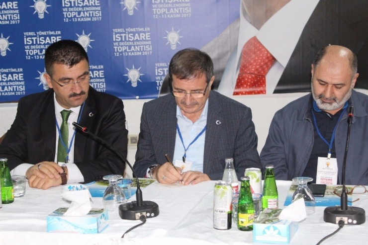 Ak Parti Yerel Yönetimler Başkan Yardımcısı Şeker: ‘‘2019 Seçimlerinde Niğde İle İlgili Düşüncelerim Olabilir’’