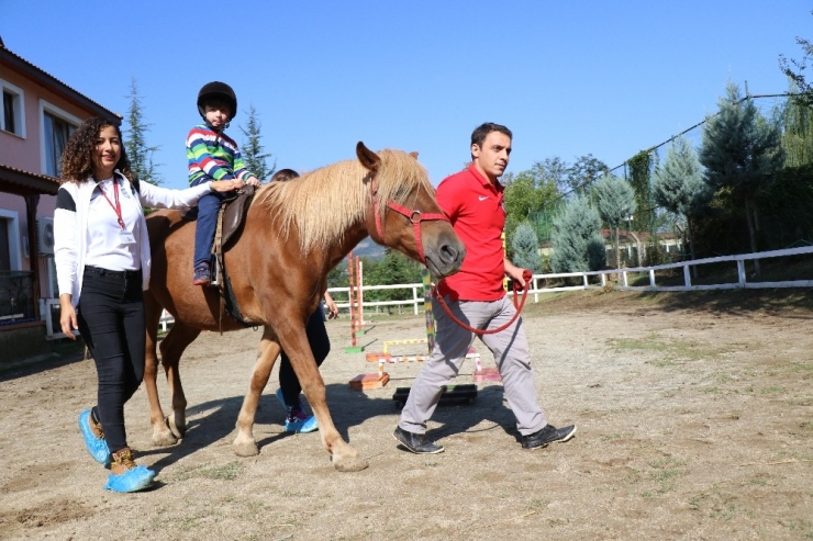 Eğitimin Düşmanı ’Dikkat Eksikliği’ İlaçsız Tedavi Ediliyor