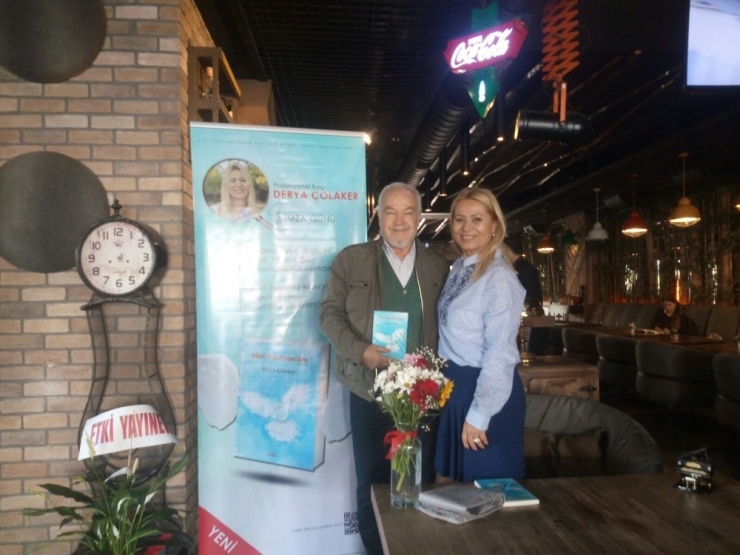 Yaşam Koçu Çolaker’den İmza Günü