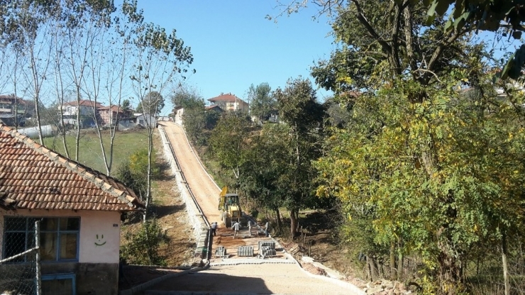 Süleymaniye Köyü Sokaklarına Parke Döşendi