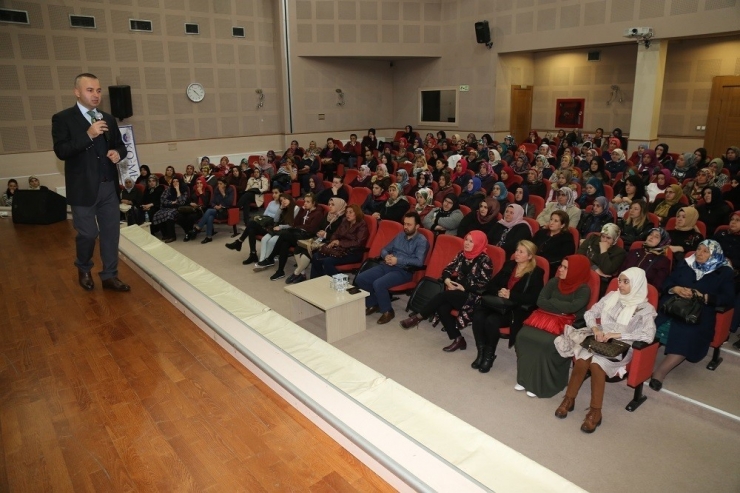 Ko_mek Aile Okulu Etkinlikleri Psikohekim Abdulhekim Yılmaz İle Devam Etti