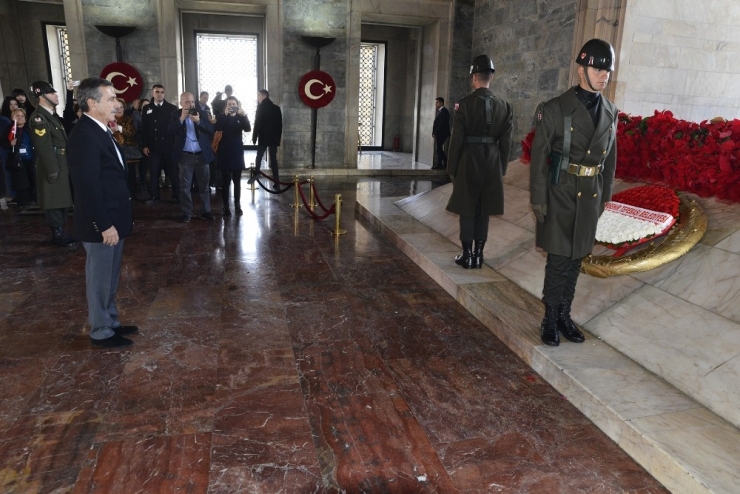 Tepebaşı Belediyesinden Anıtkabir’e Ziyaret