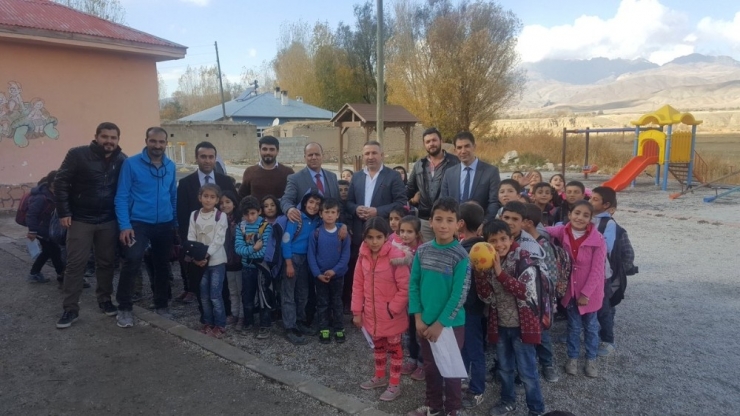 Müdür Seçkin’den Okul Ziyareti