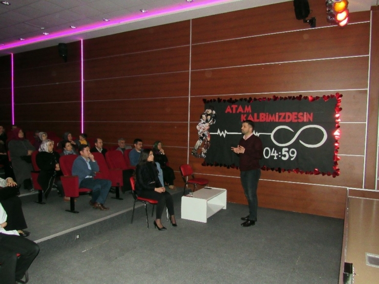 Çözüm Koleji’nde Velilere Yeni Sınav Sistemi Anlatıldı