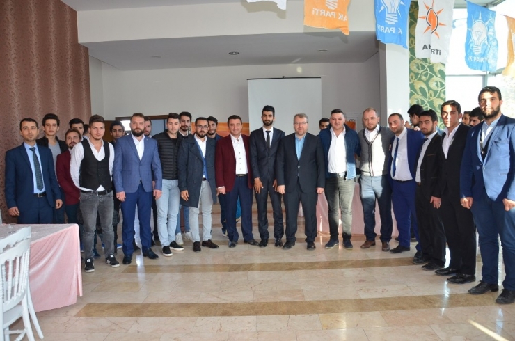 Ak Parti Bilecik Gençlik Kolları Danışma Toplantısı Bozüyük’te Yapıldı