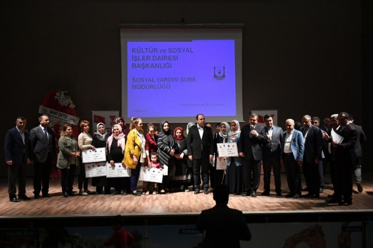 Büyükşehirle Kadınlar İş Sahibi Oluyor