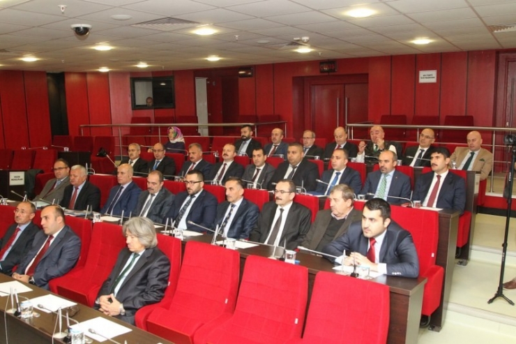 Başkan Köşker İstişare Toplantısında Birim Amirleriyle Bir Araya Geldi