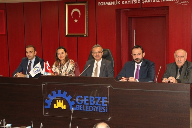 Başkan Köşker İstişare Toplantısında Birim Amirleriyle Bir Araya Geldi