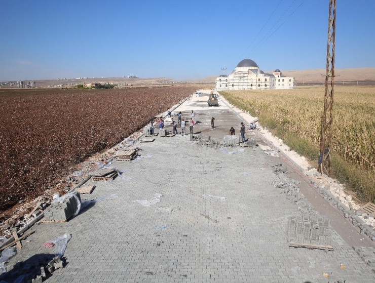 Haliliye Belediyesi, Kırsalda Yol Yapım Çalışmalarını Sürdürüyor