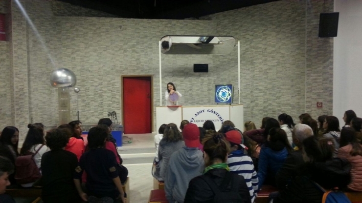 Şehit Ömer Halisdemir Ortaokulu Öğrencileri Ata’nın İzinde