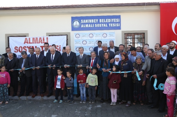 Almalı Mahallesindeki Sosyal Tesiste Hizmete Girdi