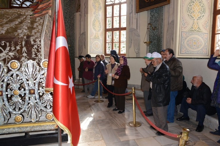 Deneyimli Yurttaşlar Tarihi Mekanları Gezdi