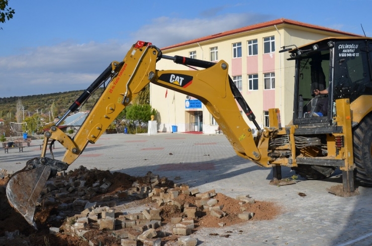 Yunusemre’de Okul Bahçeleri Spor Alanına Dönüşüyor