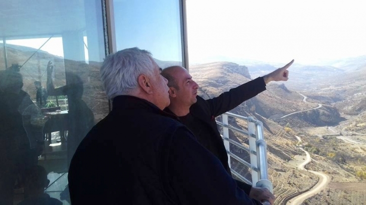 Sanatçılar Levent Vadisi’ne Hayran Kaldılar