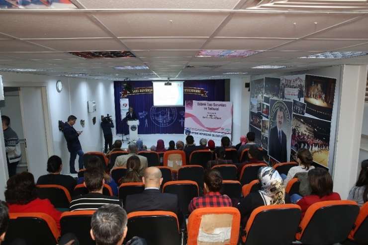 Büyükşehir’de Sağlık Seminerleri Sürüyor