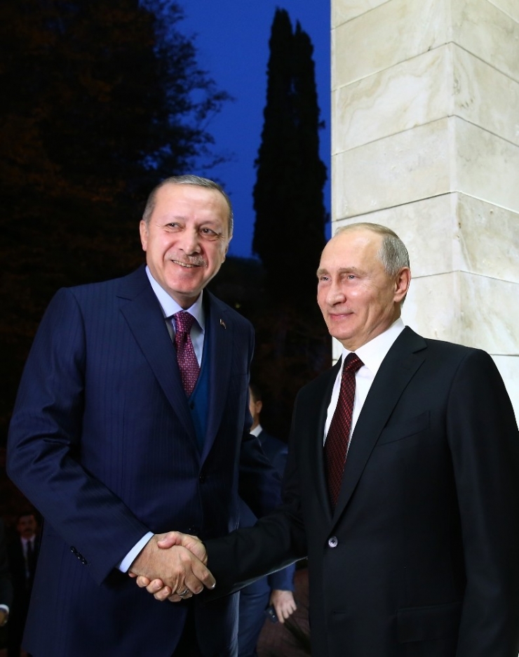 Rusya Devlet Başkanı Putin: "Suriye’deki Durumu Normalleştirmek İçin Çabalarımızı Arttırmamız Gerekiyor"