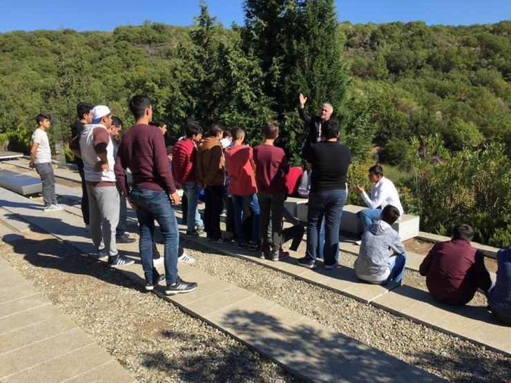 Edremitli Gençler Çanakkale’de Tarihe Yolculuk Yaptı