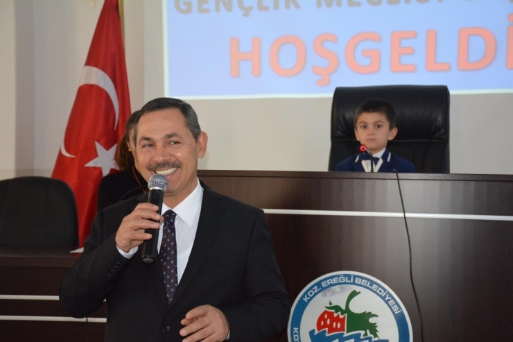 Çocuk Ve Gençlik Meclisi Seçildi