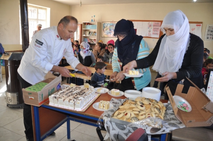 Muş’ta "Bilinçli Beslenme Ve Sağlıklı Nesiller Yetiştirme" Semineri
