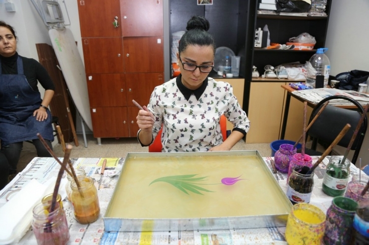 Odunpazarı’nda Ebru Kursu