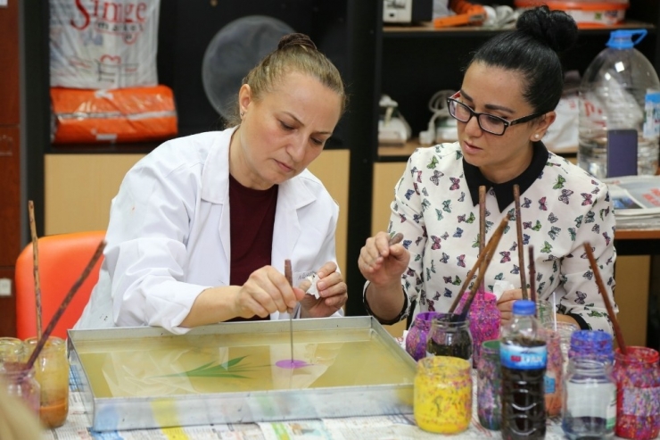 Odunpazarı’nda Ebru Kursu