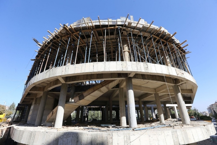 Güvenlevler’deki Eğitim Ve Sanat Merkezi İnşaatı Hızla Yükseliyor