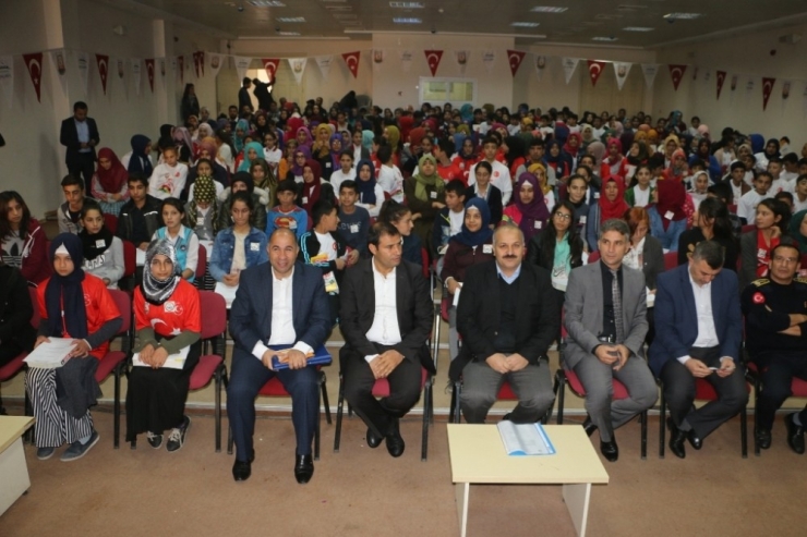 Şanlıurfa’da 5 Bin Konu Anlatımlı Kitap Dağıtıldı