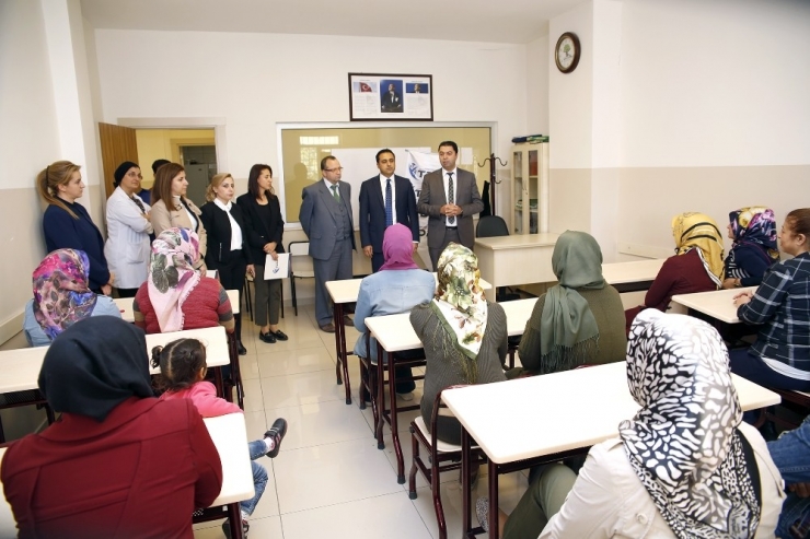 Şehitkamil’de 2017-2018 Yılı Açıköğretim Kursları Başladı
