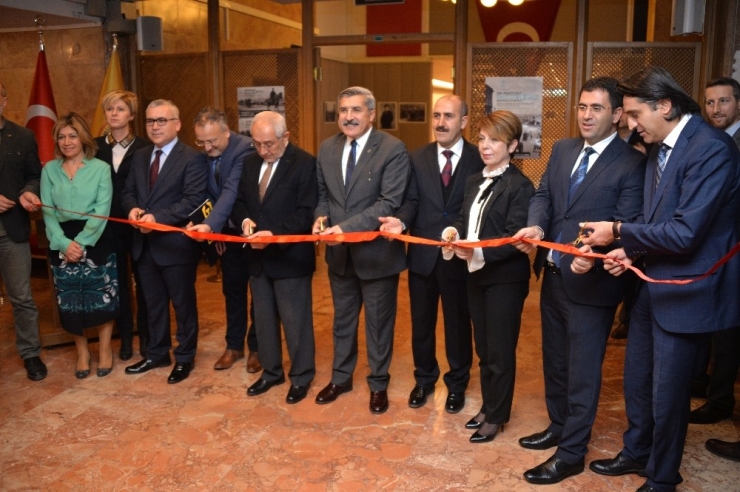 “Cam Negatiflerde İstanbul’un İzleri: İmparatorluktan Cumhuriyete” Sergisi Ziyaretçilerini Bekliyor