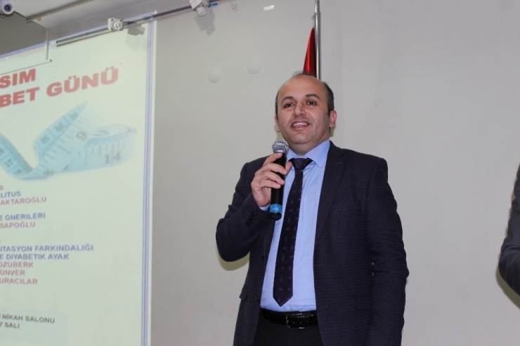 Diyabet Gününde Şeker Ölçümü, Tansiyon, Boy Ve Kilo Ölçümlerini Yaptırdılar