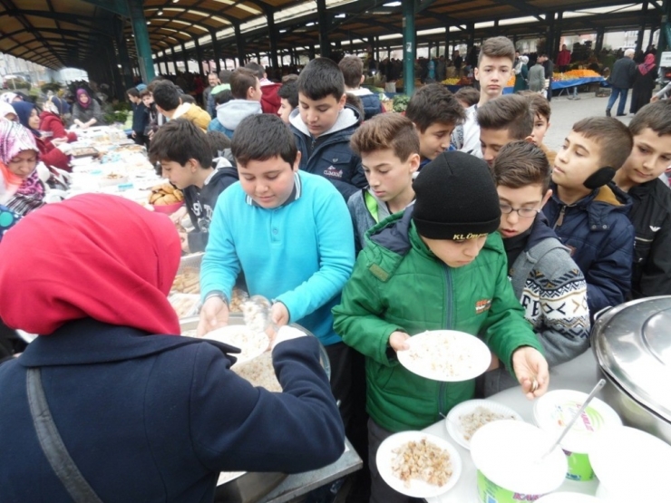 Okul Velilerinden Teknolojiye Kermesli Destek