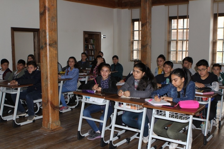 Büyükşehir Gençlik İçin Seferber