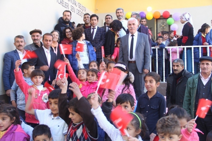 Hayırsever İşadamı Tarafından Yaptırılan Okul Eğitime Açıldı