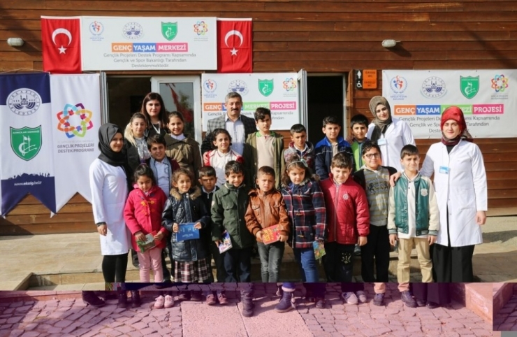 Genç Yaşam Merkezi Öğrencileri Ağırladı