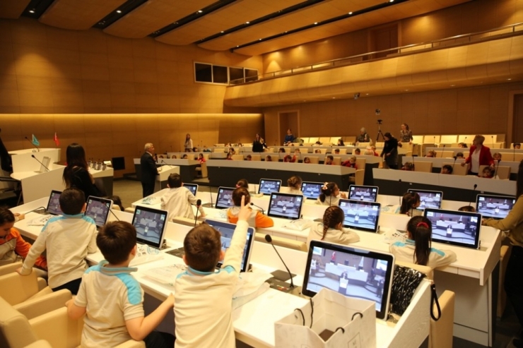 Bozbey Öğrencilere Belediyeleri Anlattı