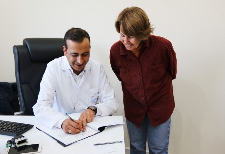 İşkence Edilen Köpeği İzmirli İş Kadını Sahiplendi