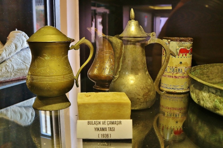 Okulun Tarihini Müzeyle Anlatıyorlar