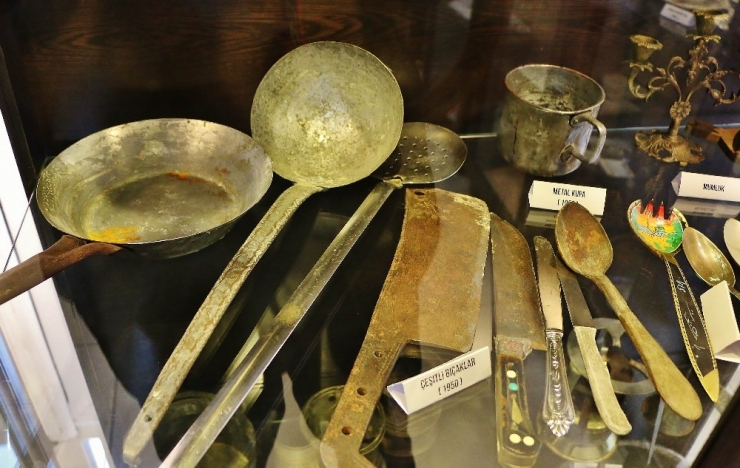 Okulun Tarihini Müzeyle Anlatıyorlar