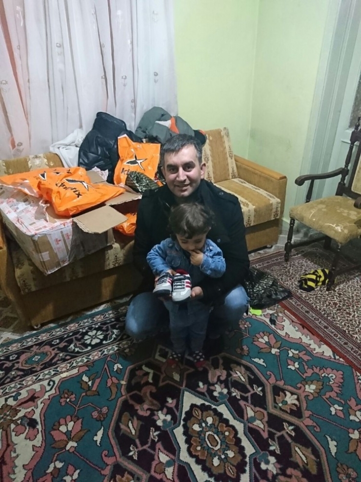 50 Türkmen Çocuğun Kışlık Kıyafet İhtiyacı Karşılandı