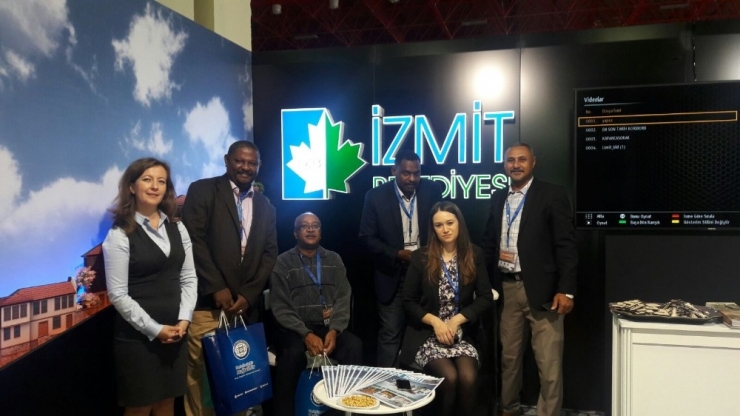 Başkan Doğan, Yapex Fuarı’nı Ziyaret Etti