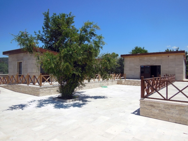 Antik Çağın En Önemli Merkezlerinden Xanthos Ve Letoon Gün Sayıyor