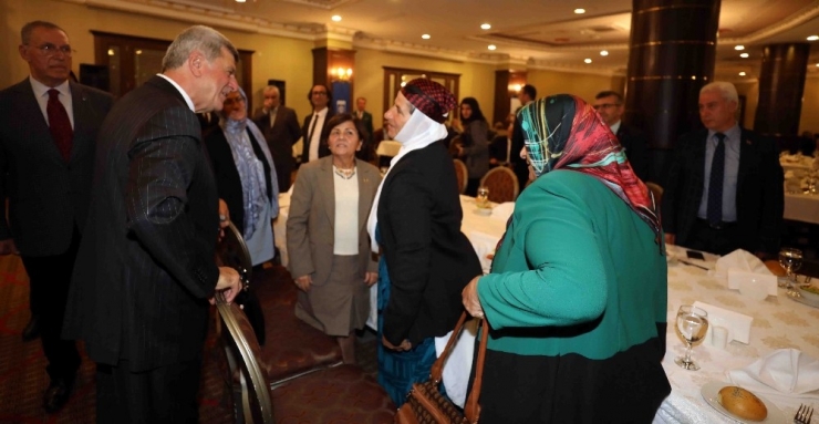 Başkankaraosmanoğlu, Mardinli Muhtarlarla Buluştu